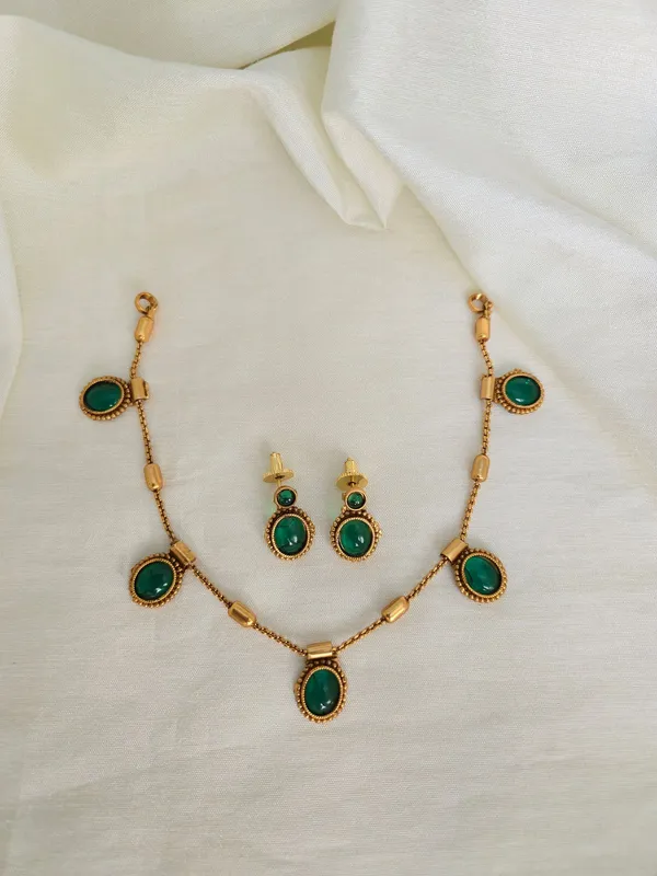 HIMANI_MATT_FINISH_OVAL__NECKLACE_SET