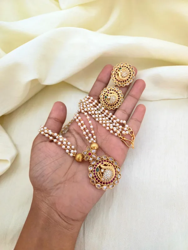 CHUM_MULTISTRAND_PEARL_SET