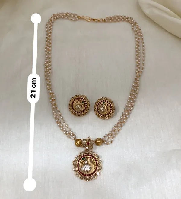 CHUM_MULTISTRAND_PEARL_SET