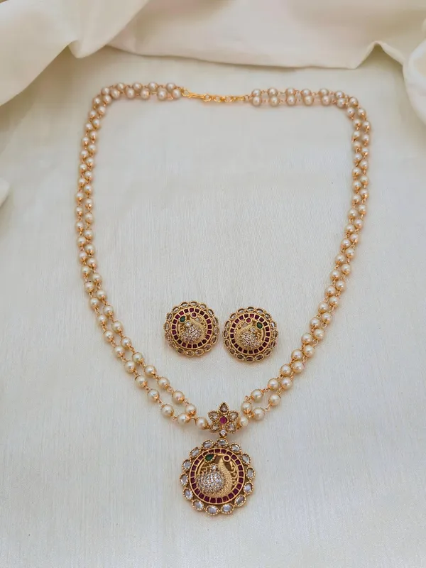 CHUM_DOUBLE_LAYER_PEARL_SET