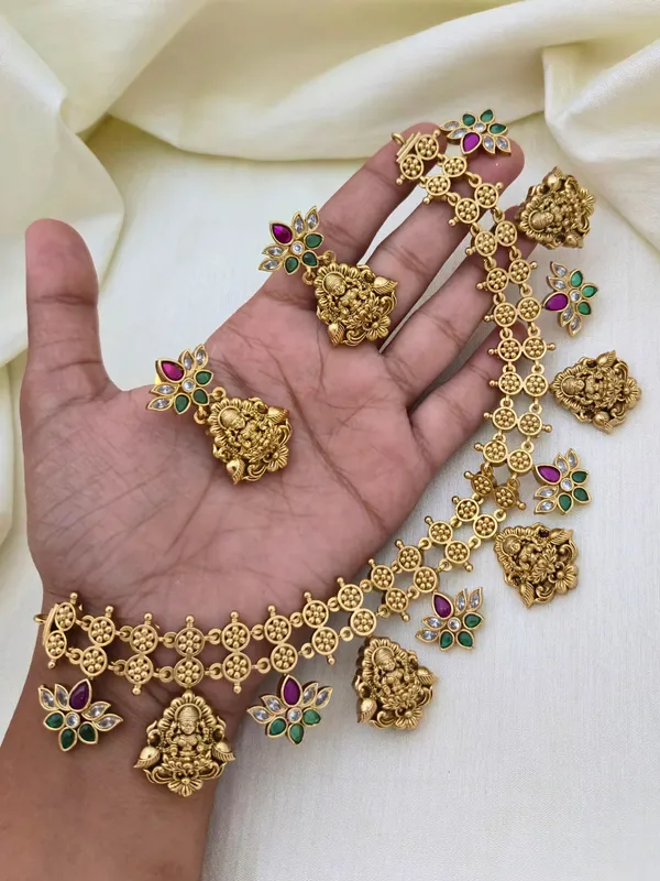 LOTUS_-LAKSHMI__NECKLACE_SET