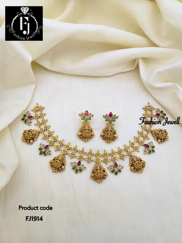 LOTUS_-LAKSHMI__NECKLACE_SET