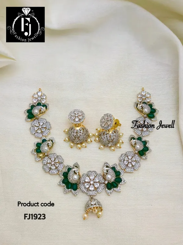 TARINI_COLORSTONE_NECKLACE_SET