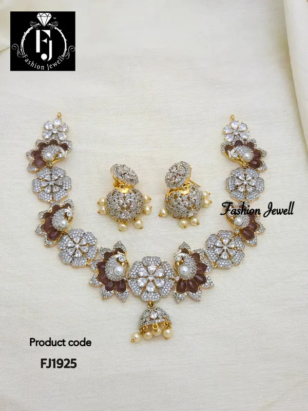 TARINI_COLORSTONE_NECKLACE_SET