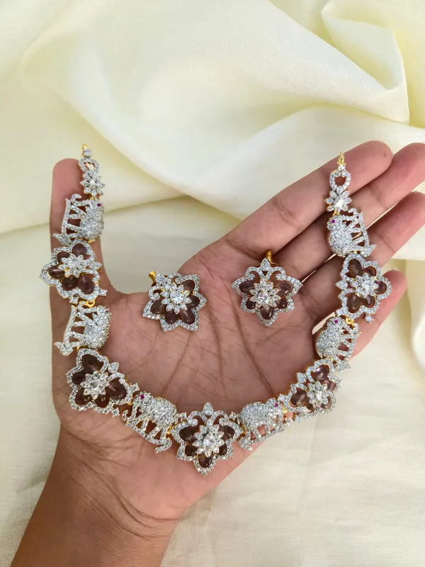 ADITI_COLORSTONE_NECKLACE_SET