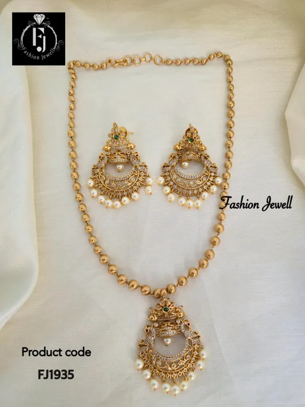 DIYA__GOLD_BALL__CHAIN_PENDENT_SET
