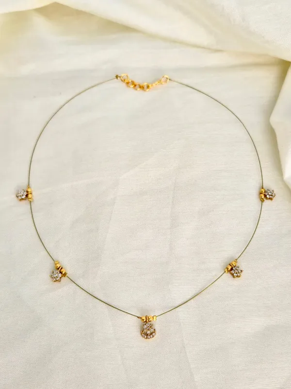 MOON-STAR_INVISIBLE_NECKLACE