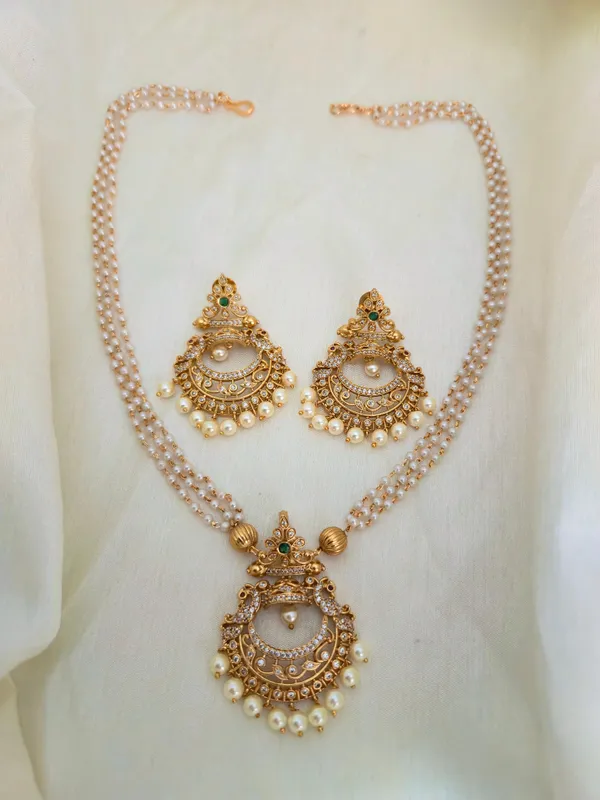 DIYA__PEARL_STRING_NECKLACE_SET