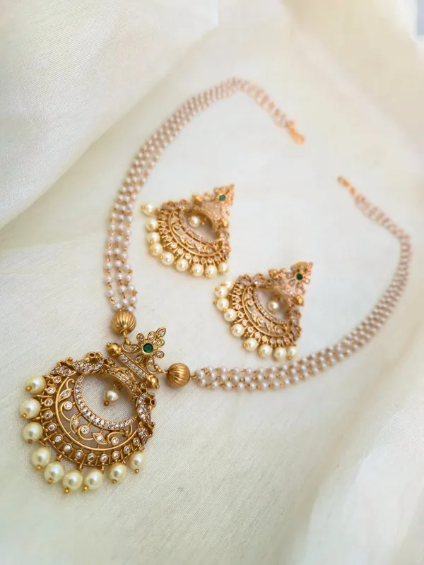 DIYA__PEARL_STRING_NECKLACE_SET