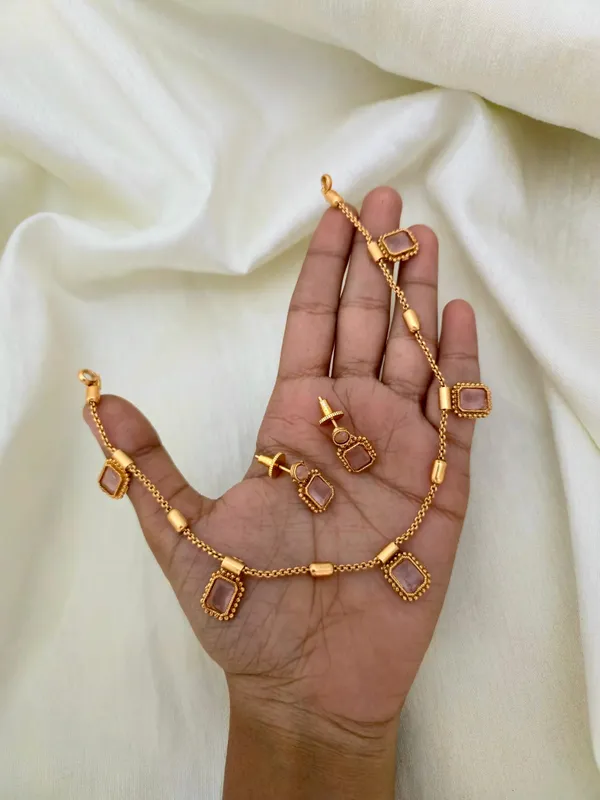 SHAGUN_ANTIQUE_NECKLACE_SET