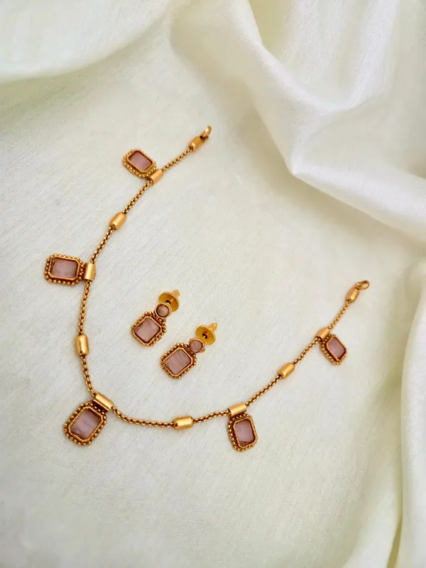 SHAGUN_ANTIQUE_NECKLACE_SET