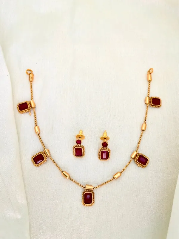 SHAGUN_ANTIQUE_NECKLACE_SET