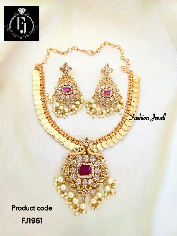 KAASU_SEMI_BRIDAL_SHORT_NECKLACE_SET