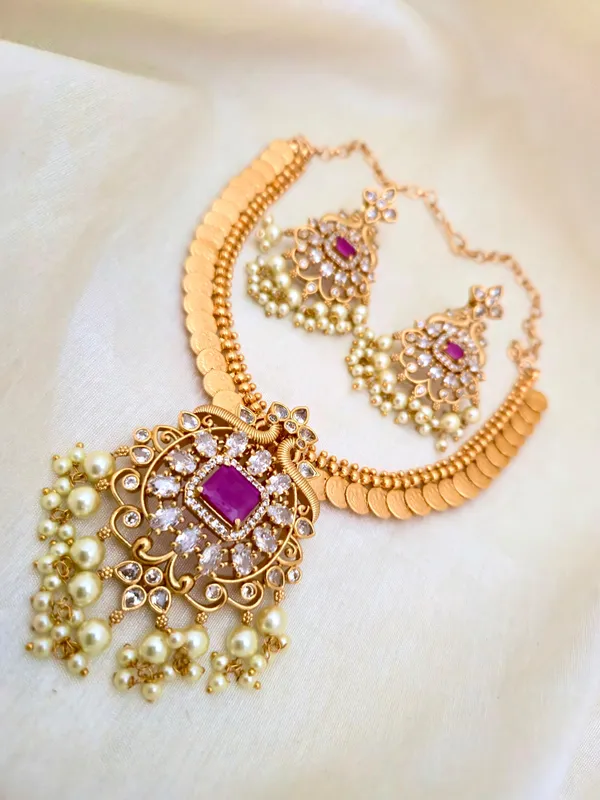 KAASU_SEMI_BRIDAL_SHORT_NECKLACE_SET