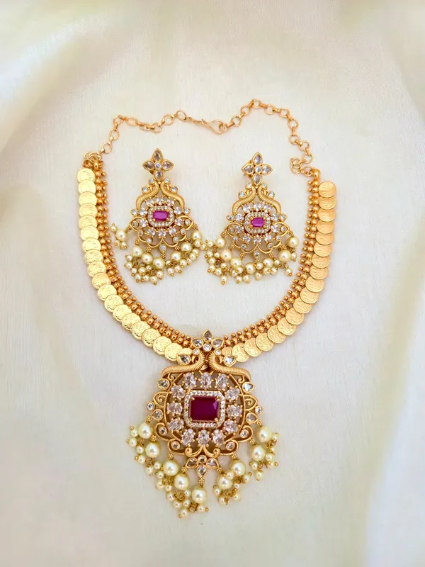 KAASU_SEMI_BRIDAL_SHORT_NECKLACE_SET
