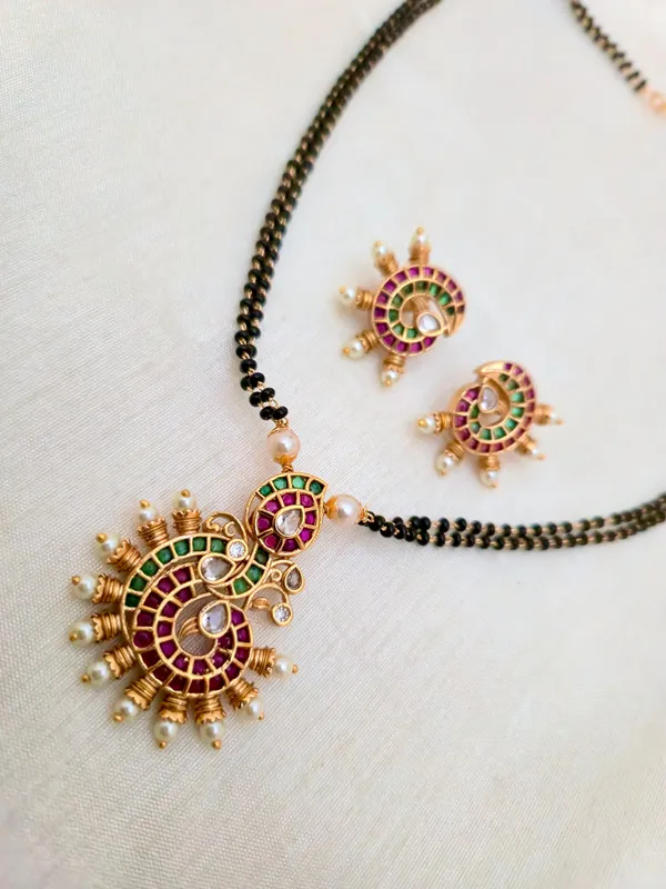 MAHAAN_KEMPU_MANGALSUTRA_SET