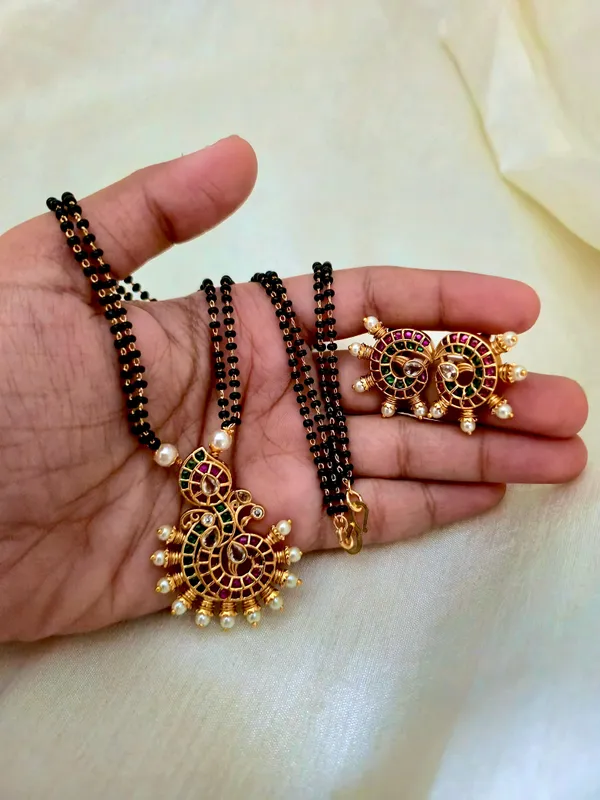 MAHAAN_KEMPU_MANGALSUTRA_SET