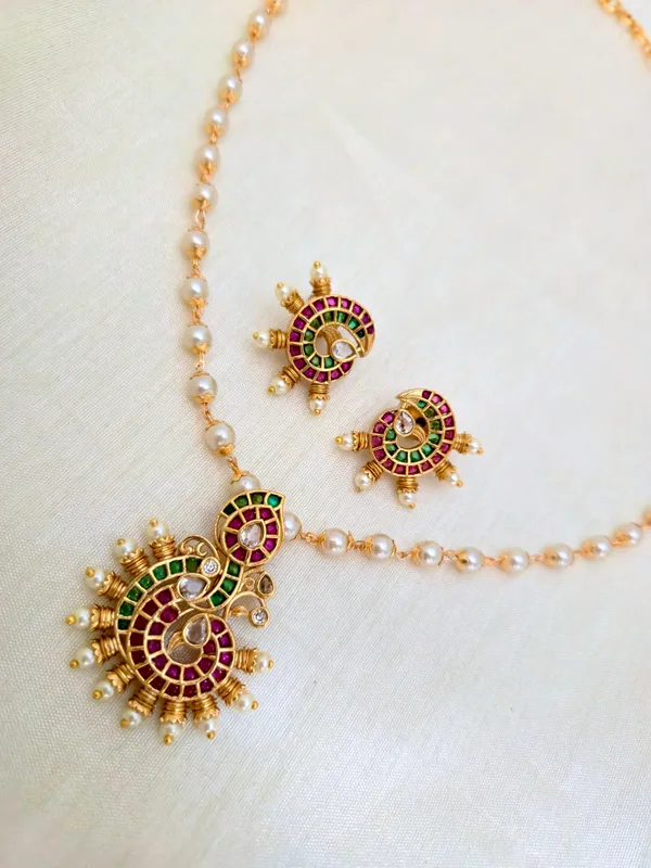 MAHAAN_KEMPU_PEARL_MALA__SET