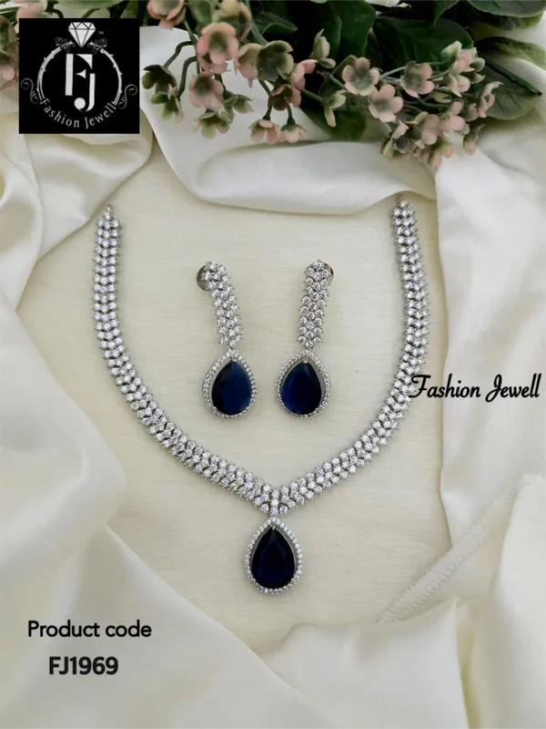 Luxuria_CZ_Diamond_Necklace_Set