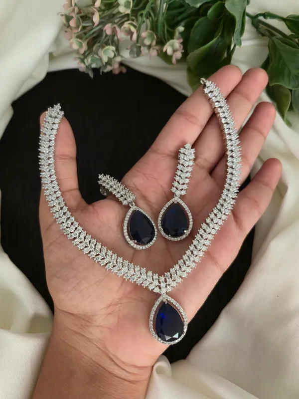 Luxuria_CZ_Diamond_Necklace_Set