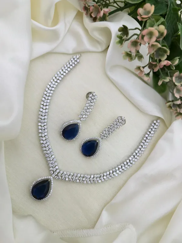 Luxuria_CZ_Diamond_Necklace_Set