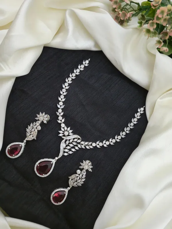 Amelia_CZ_Diamond_Necklace_Set