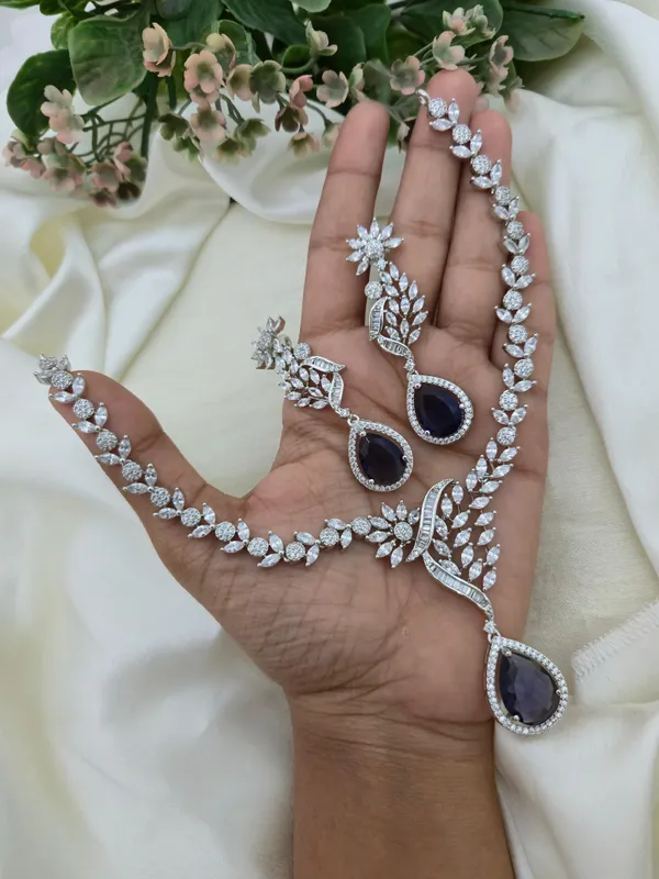 Amelia_CZ_Diamond_Necklace_Set