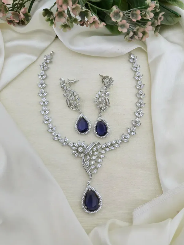 Amelia_CZ_Diamond_Necklace_Set
