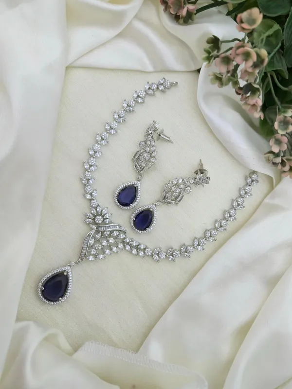 Amelia_CZ_Diamond_Necklace_Set