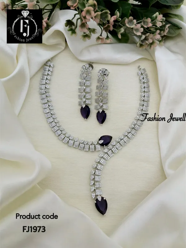 Lara_CZ_Diamond_Necklace_Set