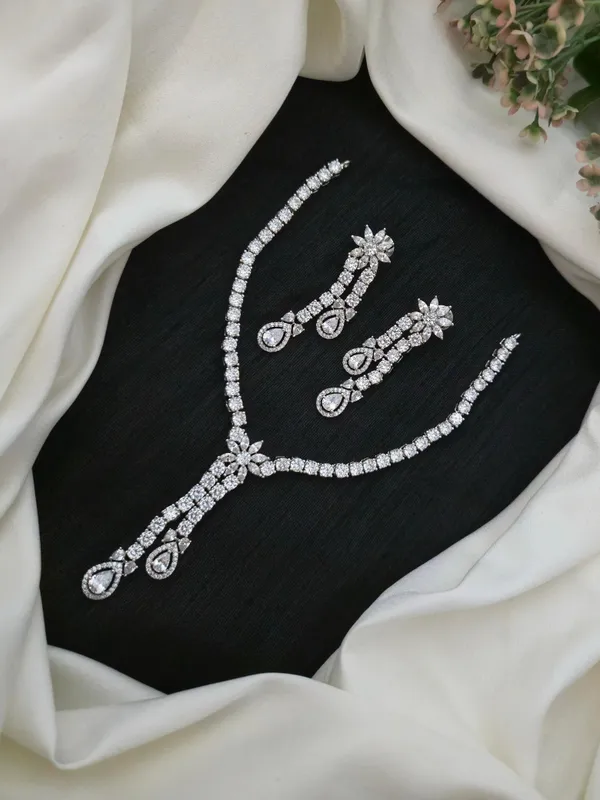 Erica_Silver_CZ_Diamond_Necklace_Set