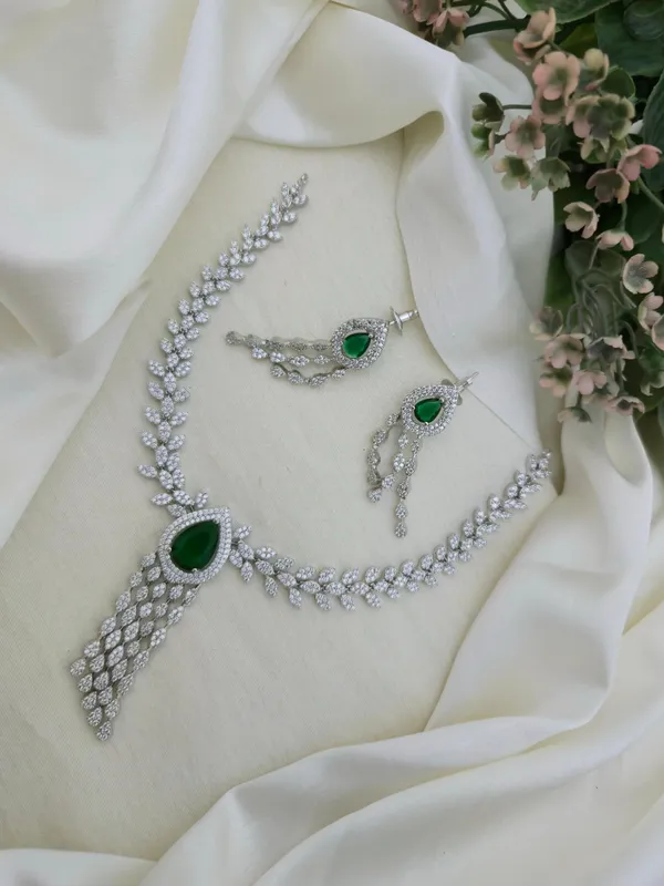 Radison_CZ_Diamond_Necklace_Set