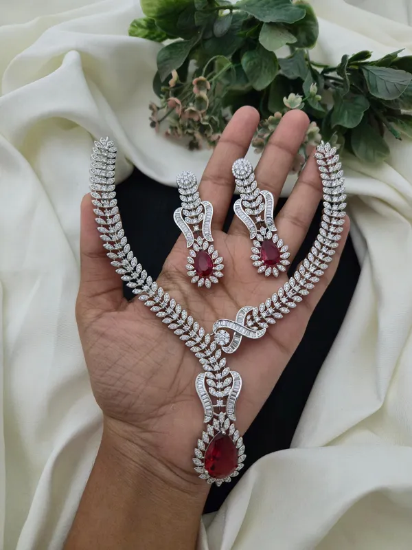 Infinity_CZ_Diamond_Necklace_Set
