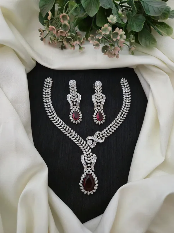 Infinity_CZ_Diamond_Necklace_Set