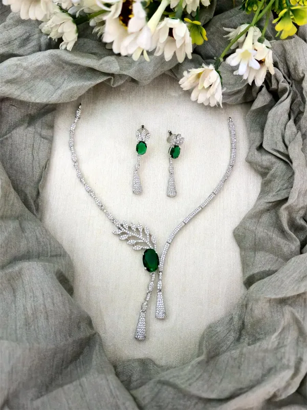 RITZ_RODIUM_-_DIAMOND_NECKLACE_SET