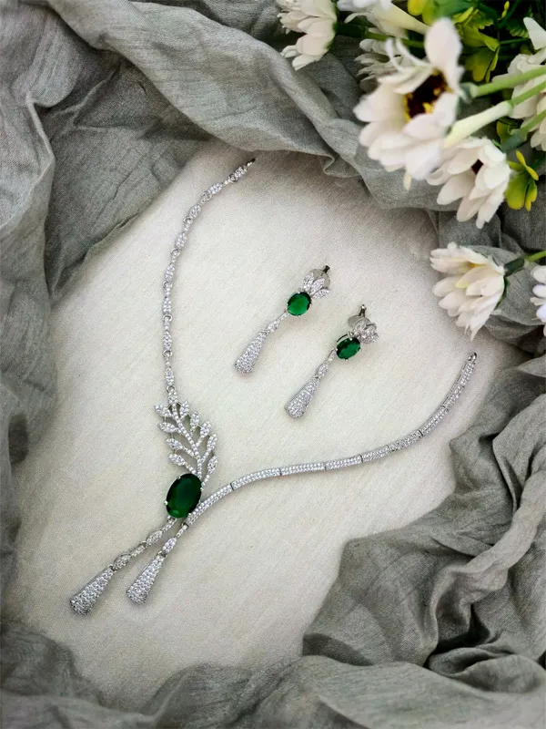 RITZ_RODIUM_-_DIAMOND_NECKLACE_SET