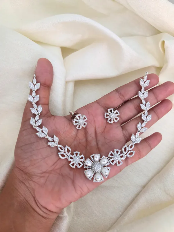 Pearl_Rodium_Nakshatra_Necklace_Set