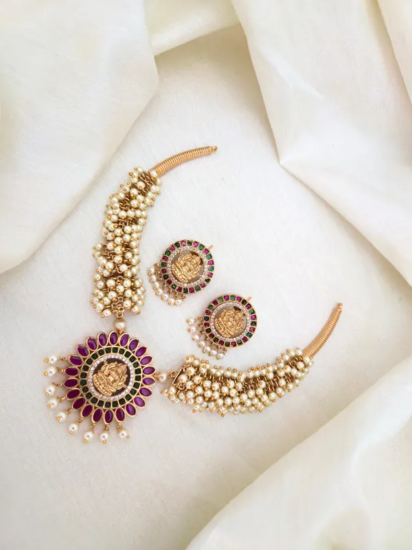 Kamala__Pearl_Hasli_Necklace_Set