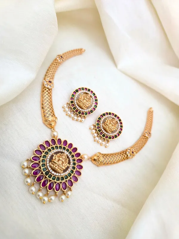 Adilakshmi__Hasli_Necklace_Set