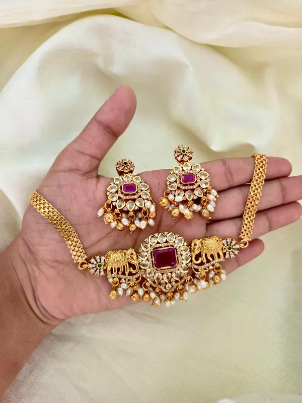 Aashni_Antique_Temple_Choker_Set