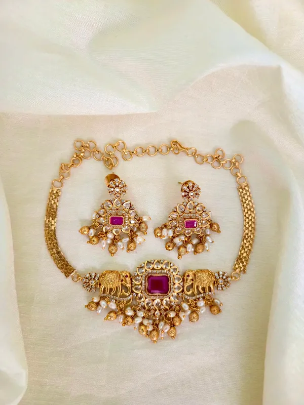 Aashni_Antique_Temple_Choker_Set