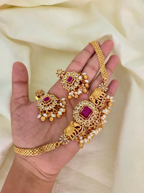 Aashni_Antique_Temple_Choker_Set