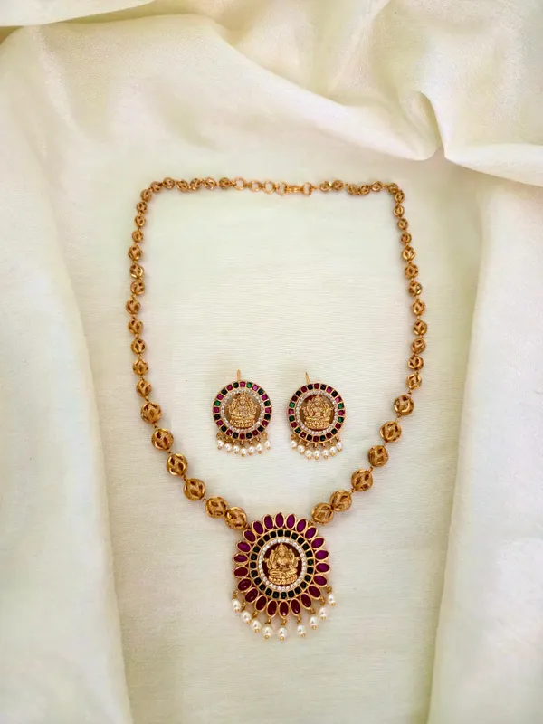 Kamala_Ball_chain_Set