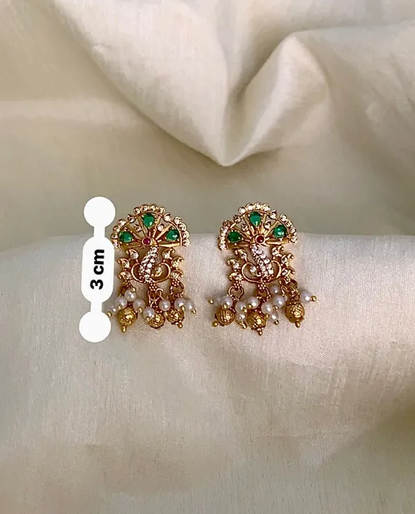 Clustered_Pearl_CZ_Stud_Earrings