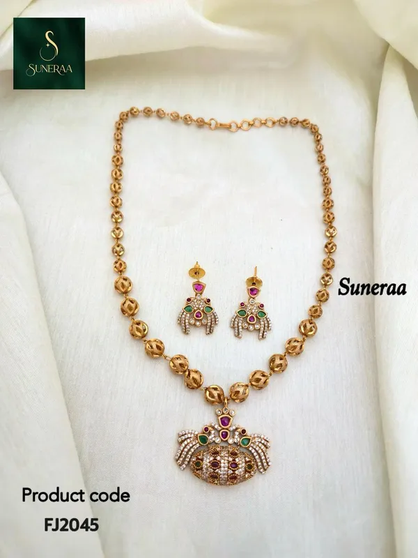 Ramaiya_Antique_Pendant_Set