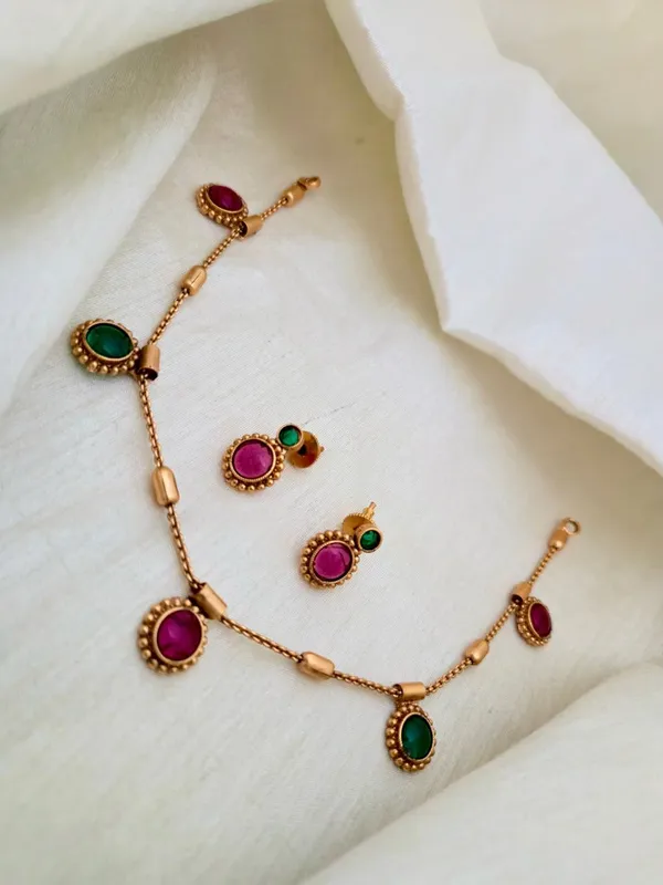 Parama_Antique__Kempu_Necklace_Set