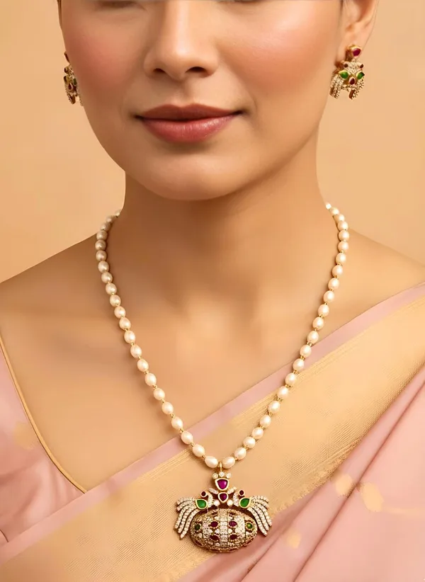 Eriha_Rice_Pearl_Necklace_with_Earrings