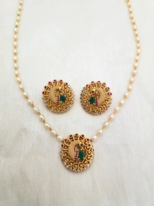 Satakshi_Antique_Pendant_Set