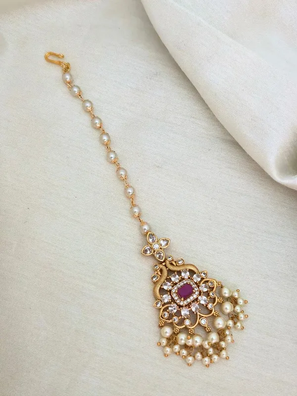 Dheema_Pearl_Maangtikka