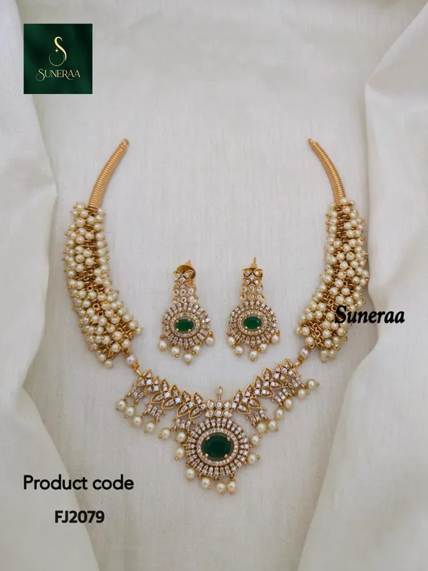 PRIYA_PEARL_NECKLACE_SET